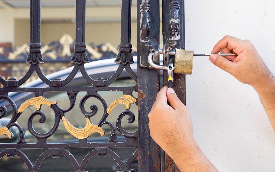 ouverture de porte claquée serrurier Neuilly-sur-Marne