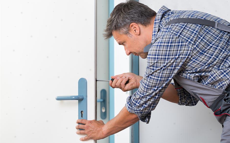 ouverture de porte claquée serrurier Neuilly-sur-Marne